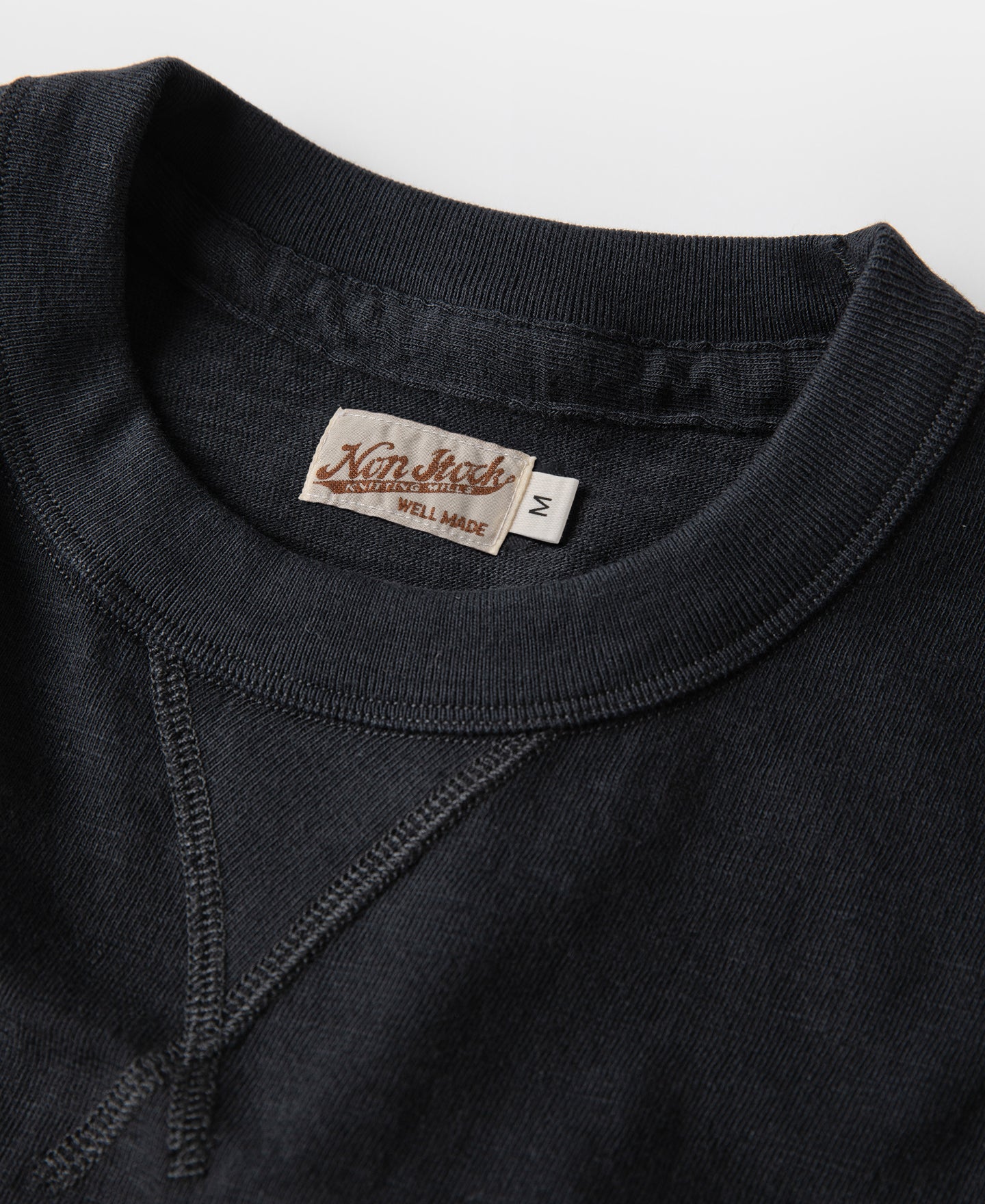 10.5 oz Cotton Tubular Gusset T-Shirt - Black - Image 9