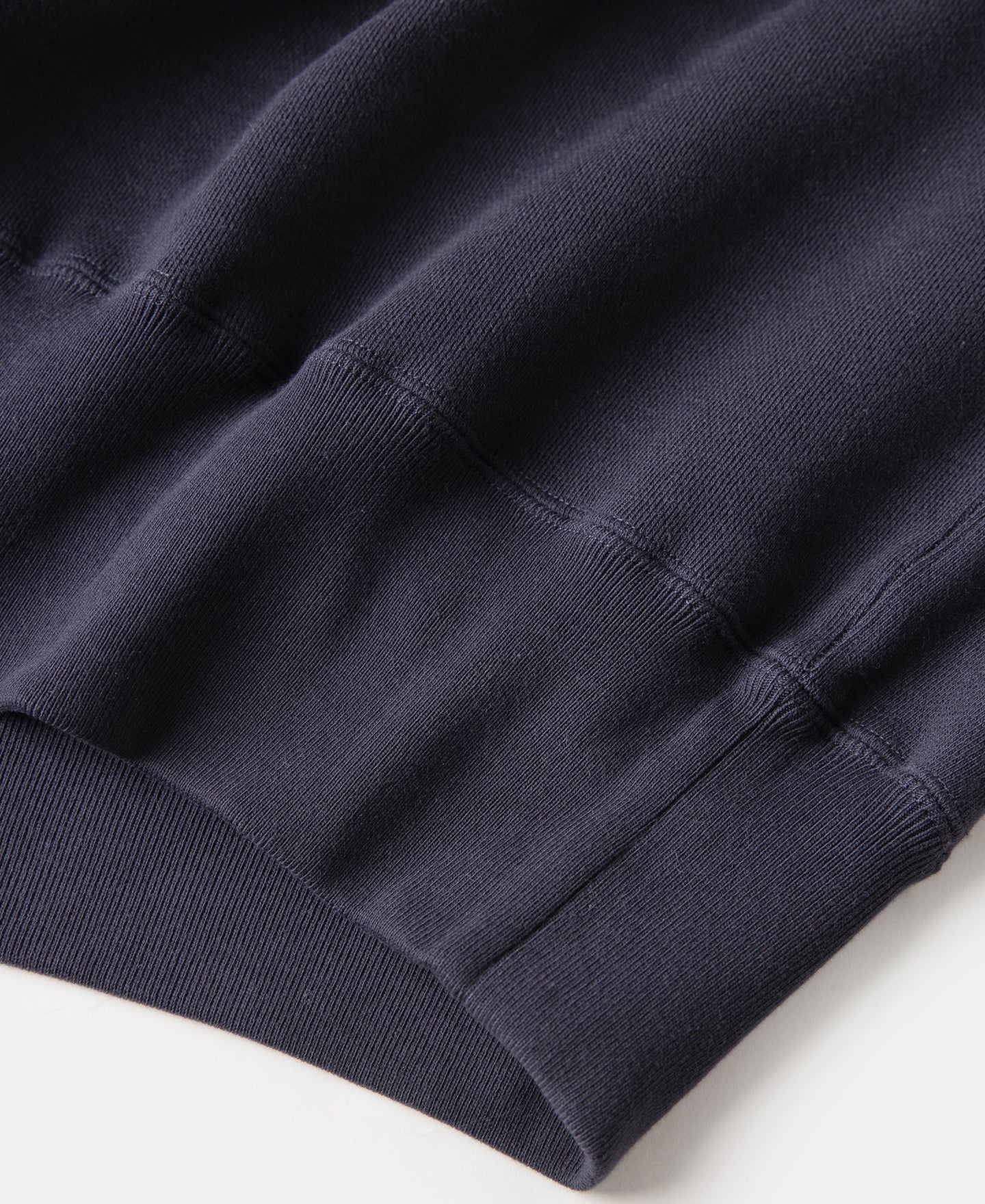 1940s Heavyweight SKI V-Inset Sweater - Navy - Image 14