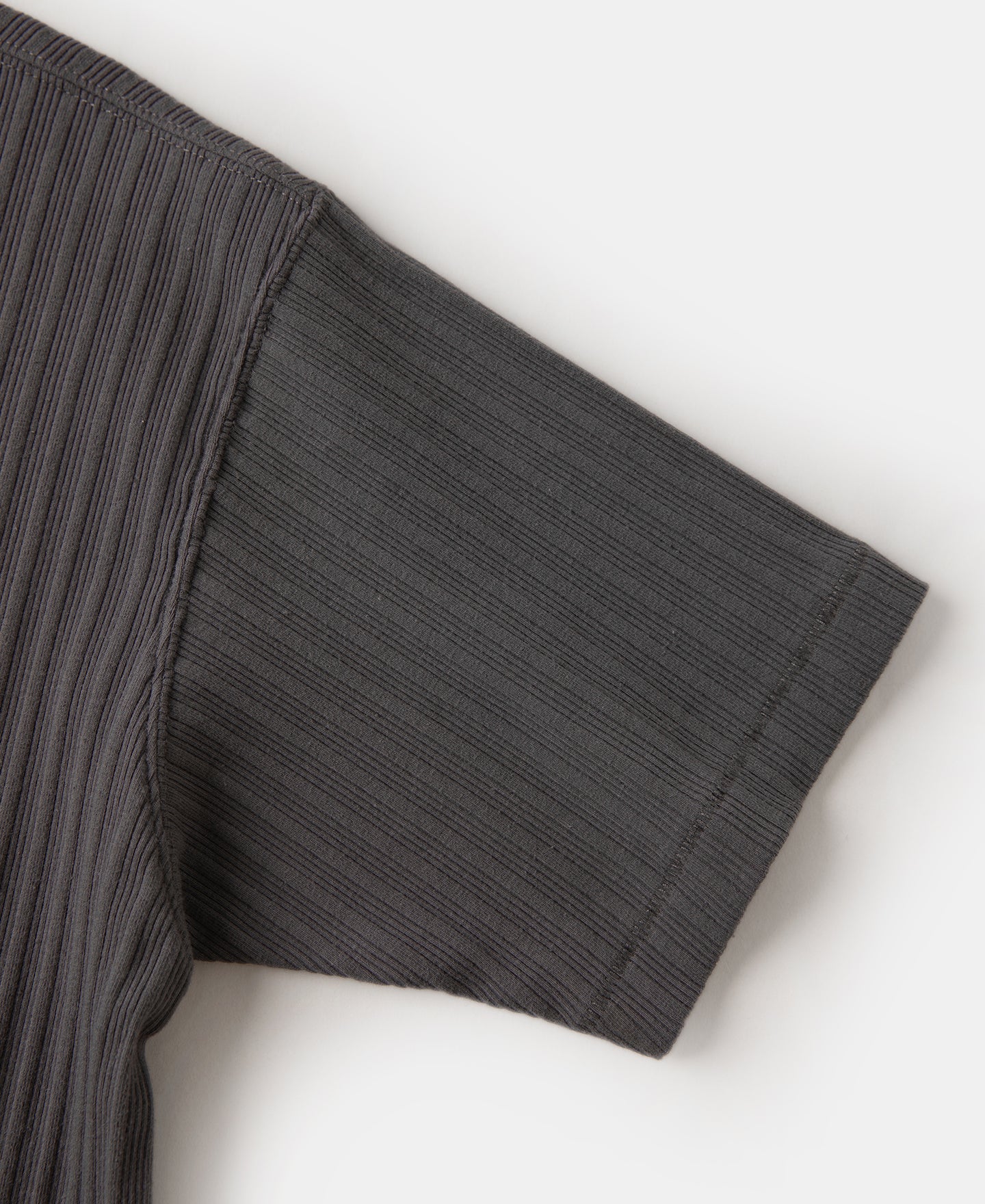 1950s Ribbed Cotton-Spandex Blend T-Shirt - Dark Gray - Image 7