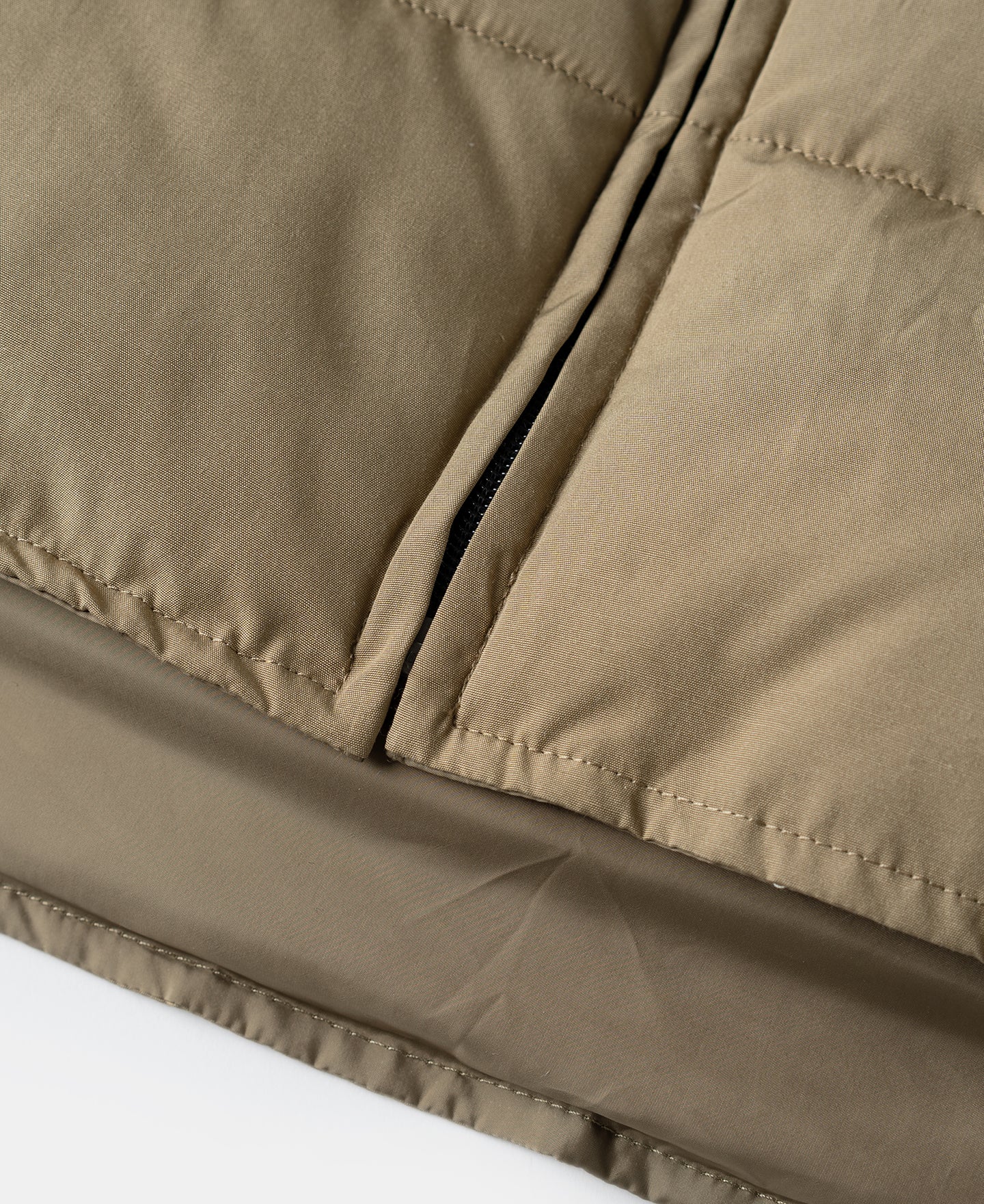 1970s Vintage Quilted Padded Vest - Khaki - Image 10
