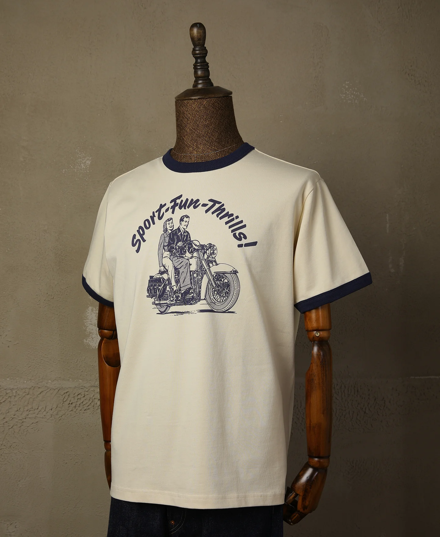 Retro Motorcycle Rider Printed T-Shirt - Apricot - Image 3