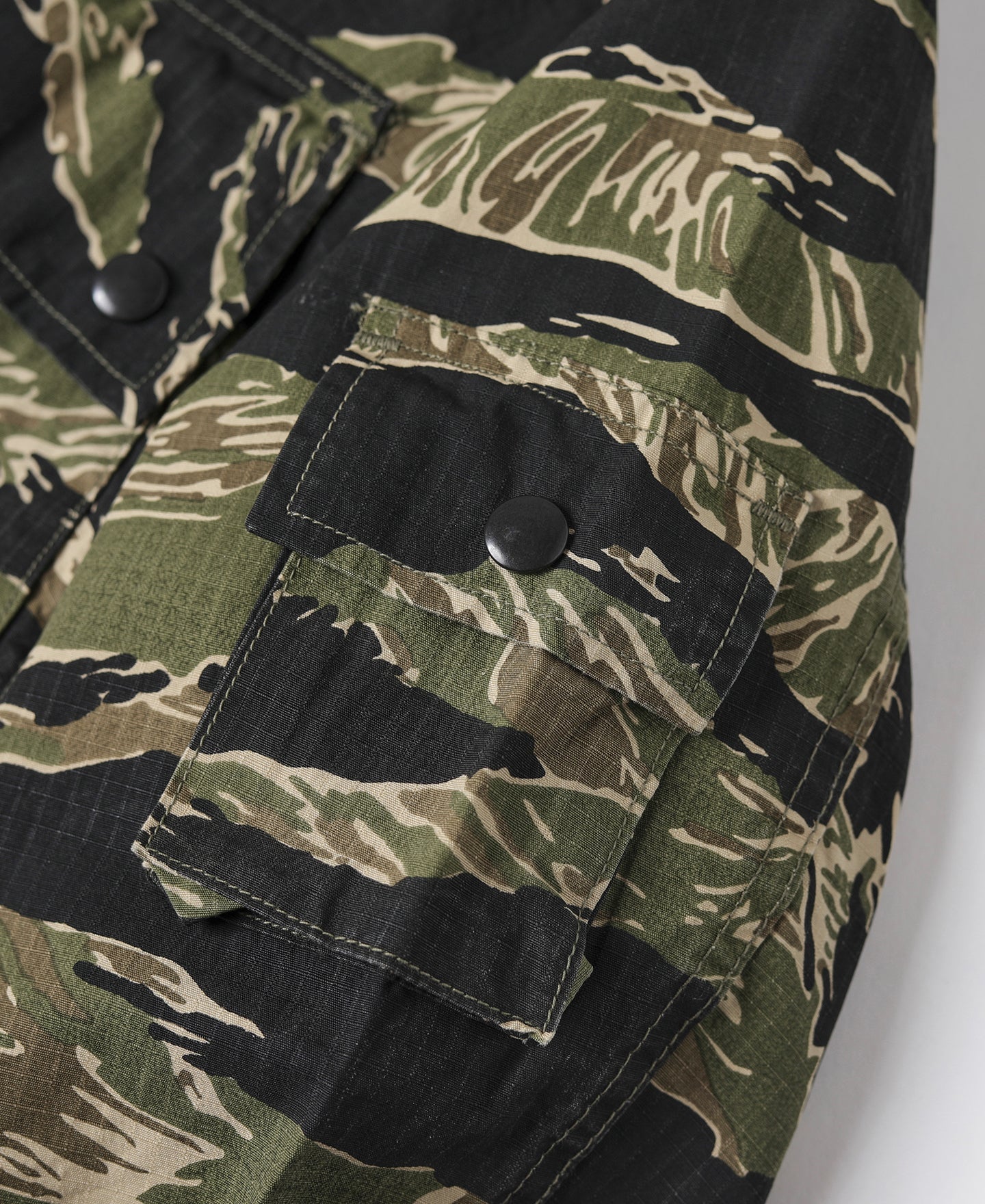 Tiger Stripe Camo Tropical Jungle Fatigue Jacket - Image 10